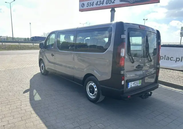 OPEL Vivaro 