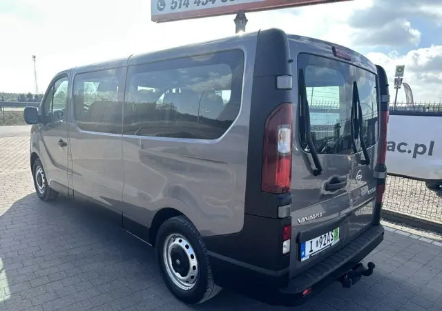 OPEL Vivaro 