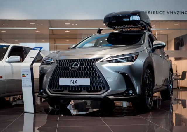 LEXUS NX 