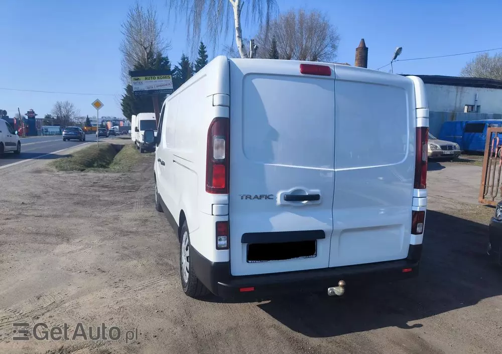RENAULT Trafic 