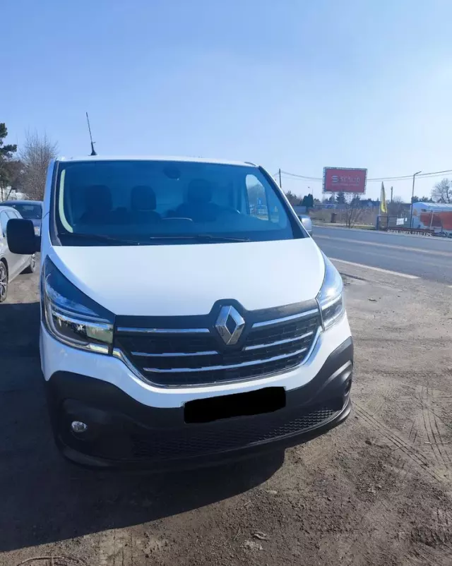 RENAULT Trafic 