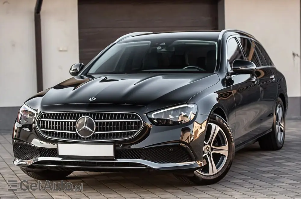 MERCEDES-BENZ Klasa E 200 d 9G-TRONIC Avantgarde