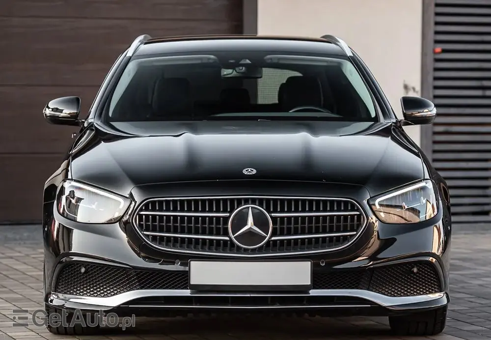MERCEDES-BENZ Klasa E 200 d 9G-TRONIC Avantgarde
