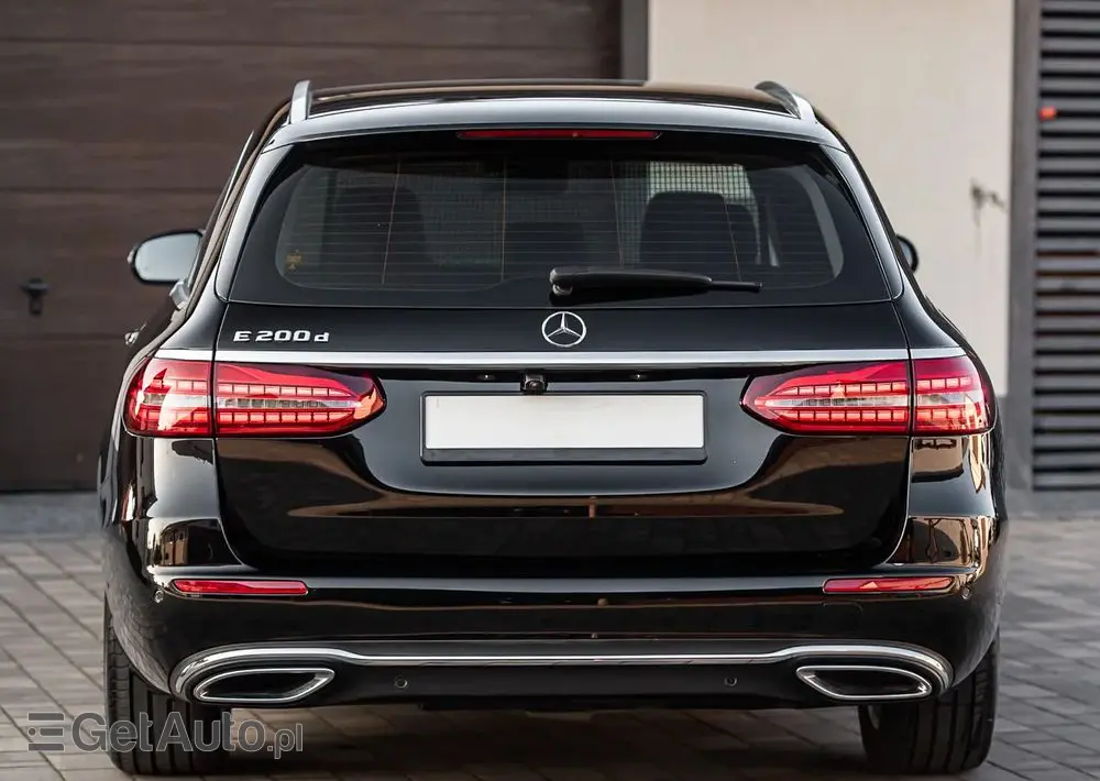 MERCEDES-BENZ Klasa E 200 d 9G-TRONIC Avantgarde