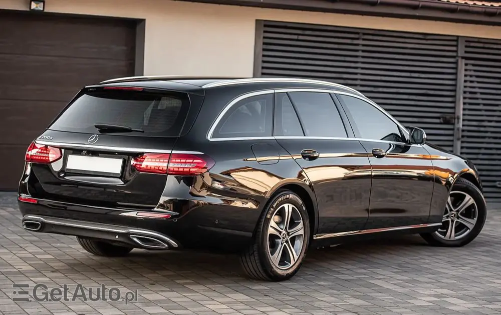 MERCEDES-BENZ Klasa E 200 d 9G-TRONIC Avantgarde