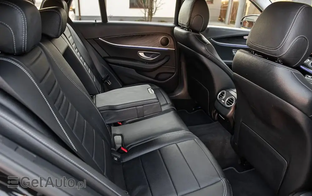 MERCEDES-BENZ Klasa E 200 d 9G-TRONIC Avantgarde