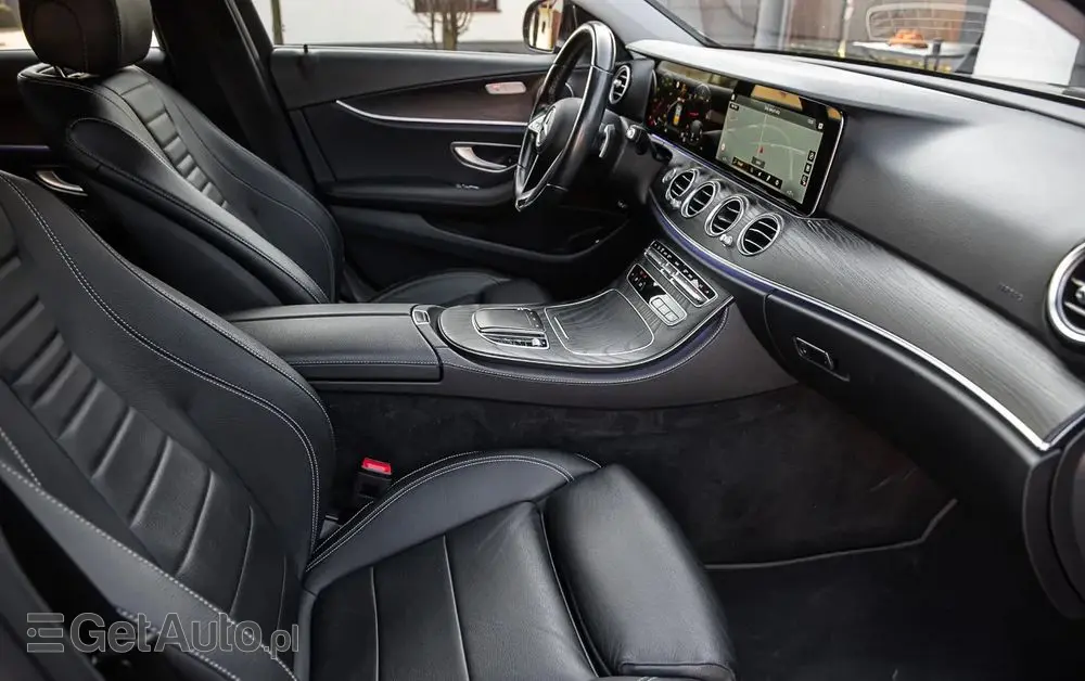 MERCEDES-BENZ Klasa E 200 d 9G-TRONIC Avantgarde