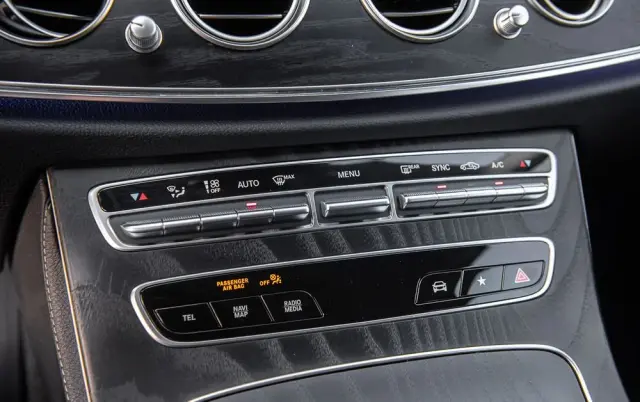 MERCEDES-BENZ Klasa E 200 d 9G-TRONIC Avantgarde