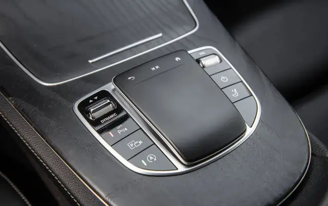 MERCEDES-BENZ Klasa E 200 d 9G-TRONIC Avantgarde