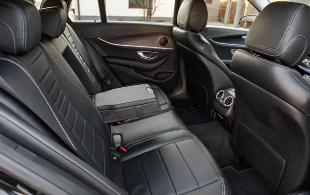 MERCEDES-BENZ Klasa E 200 d 9G-TRONIC Avantgarde