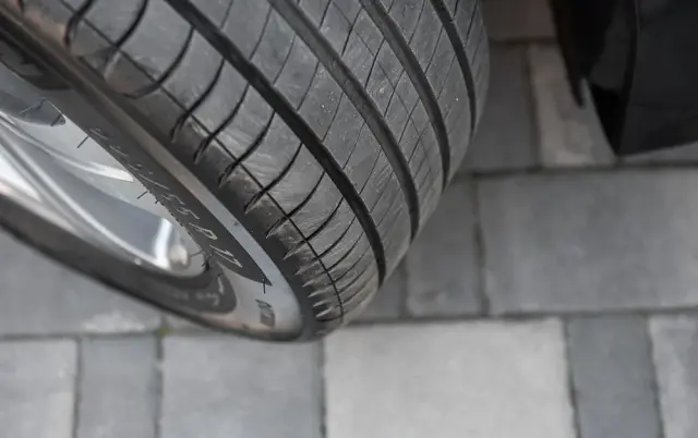 MERCEDES-BENZ Klasa E 200 d 9G-TRONIC Avantgarde