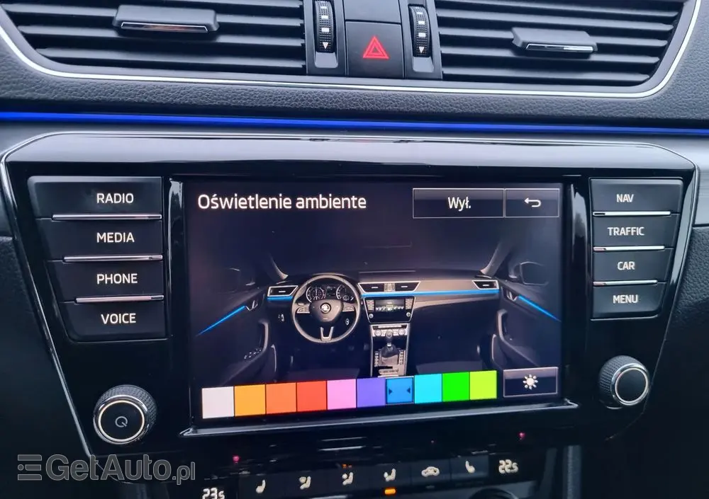 SKODA Superb 2.0 TDI DSG Style