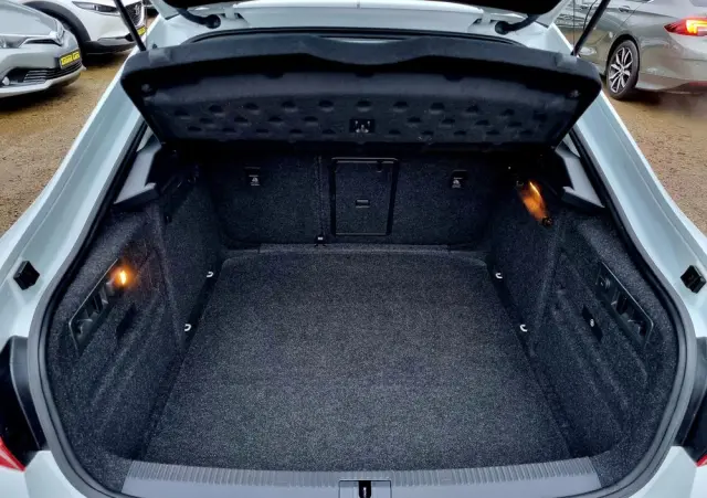 SKODA Superb 2.0 TDI DSG Style