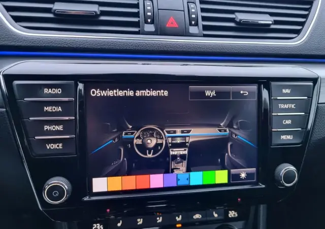 SKODA Superb 2.0 TDI DSG Style