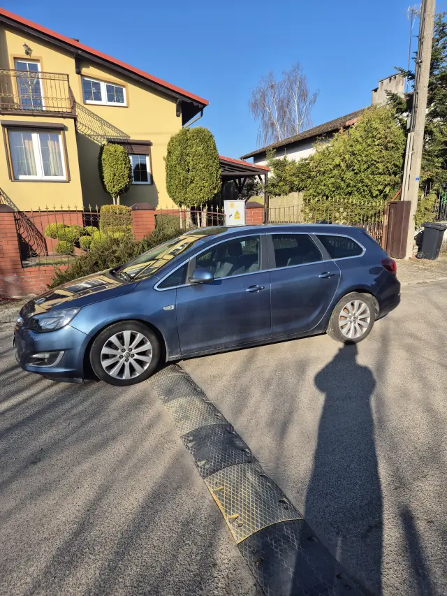 OPEL Astra Sport S&S