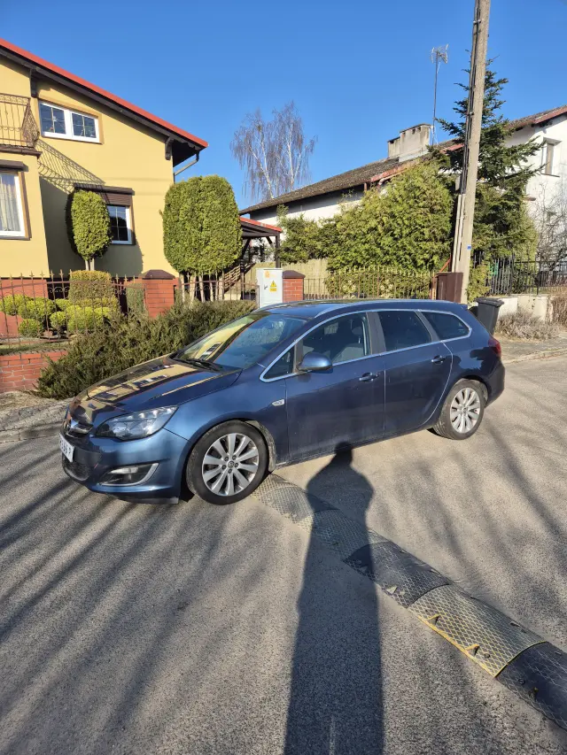 OPEL Astra Sport S&S