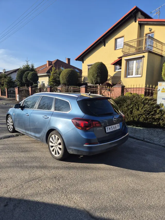 OPEL Astra Sport S&S