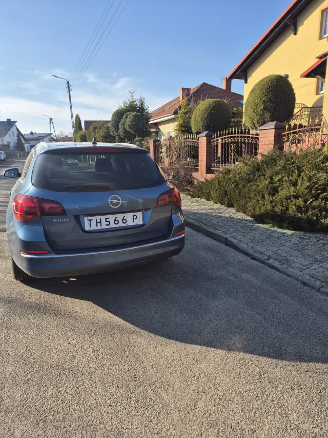 OPEL Astra Sport S&S