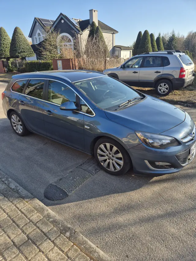 OPEL Astra Sport S&S