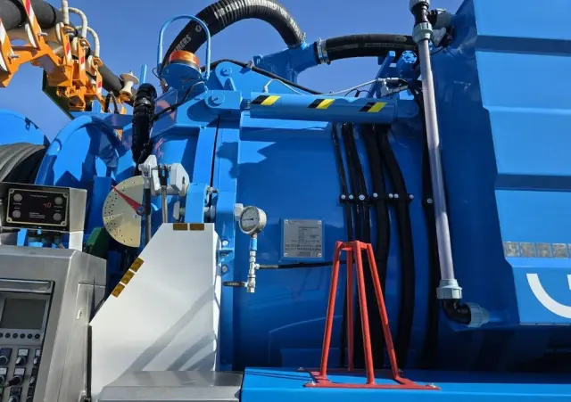 DAF WUKO KROLL 2 x URACA KOMBI DO CZYSZCZENIA KANAŁÓW 