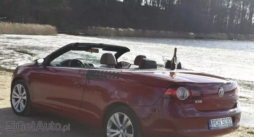 VOLKSWAGEN Eos 