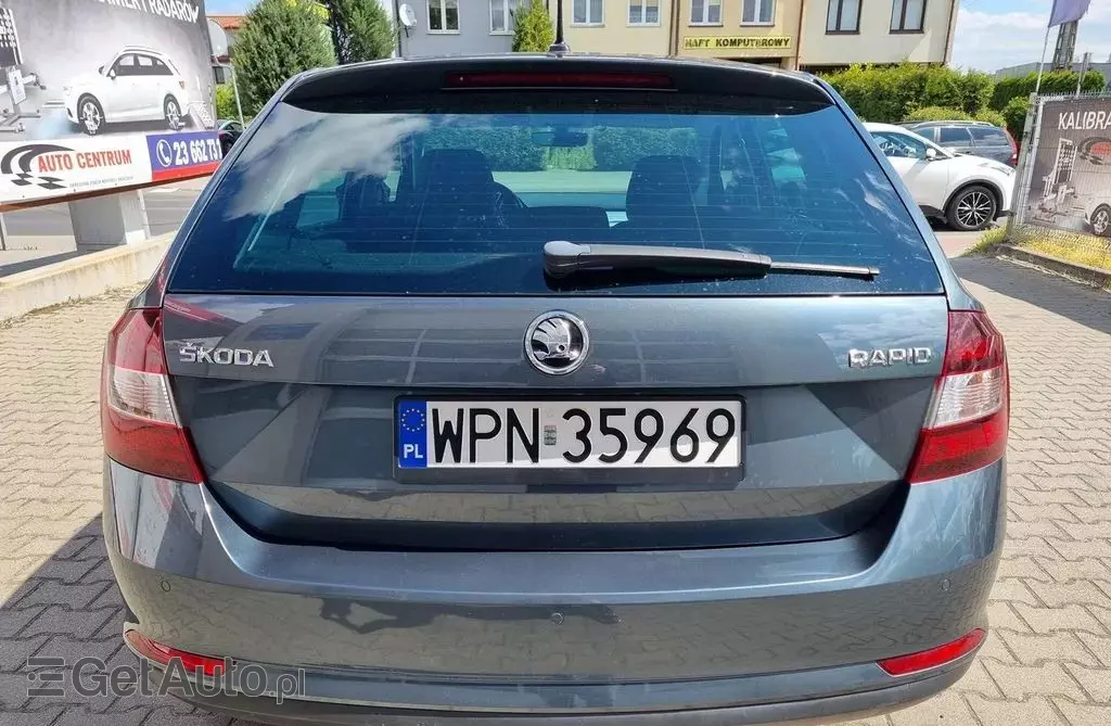 SKODA Rapid 