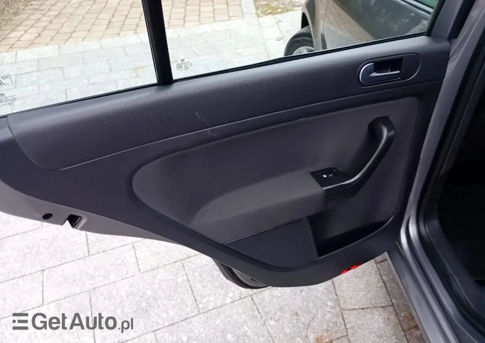 VOLKSWAGEN Golf Plus 1.6 TDI DPF Trendline