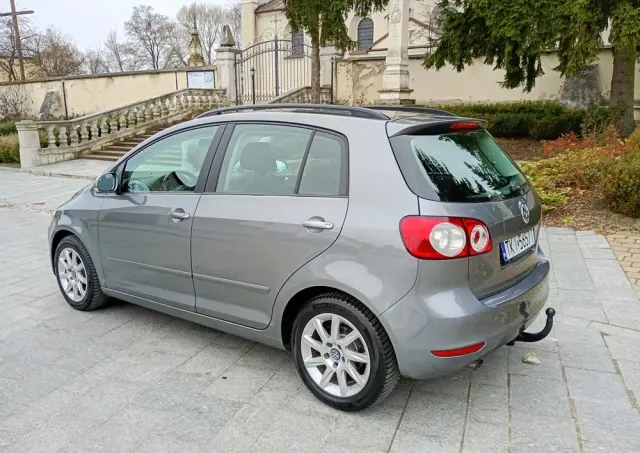 VOLKSWAGEN Golf Plus 1.6 TDI DPF Trendline