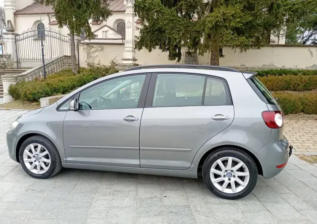 VOLKSWAGEN Golf Plus 1.6 TDI DPF Trendline