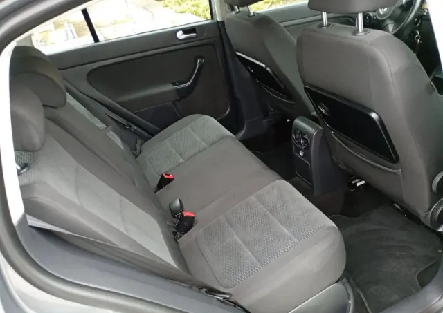 VOLKSWAGEN Golf Plus 1.6 TDI DPF Trendline