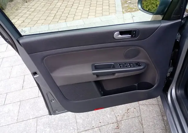 VOLKSWAGEN Golf Plus 1.6 TDI DPF Trendline