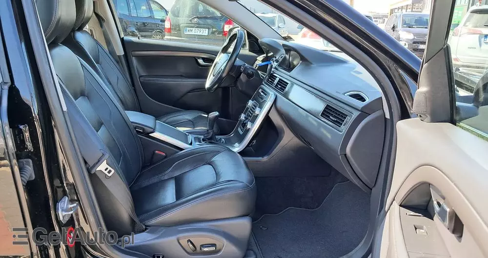 VOLVO V70 D3 Drive-E Summum