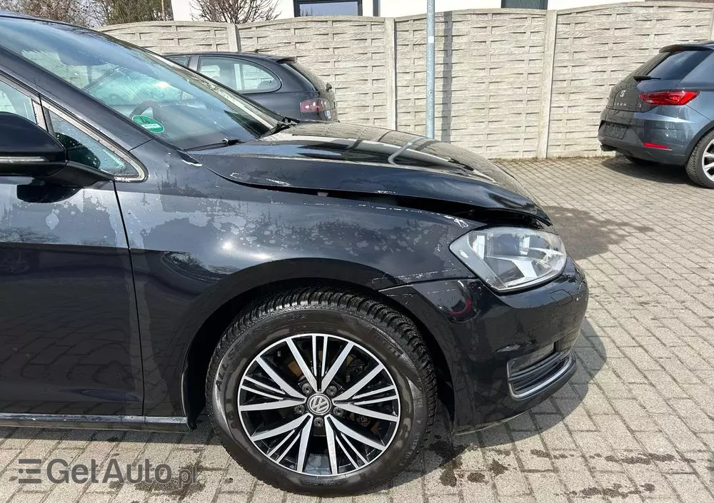 VOLKSWAGEN Golf 1.4 TSI BlueMotion Technology DSG Allstar