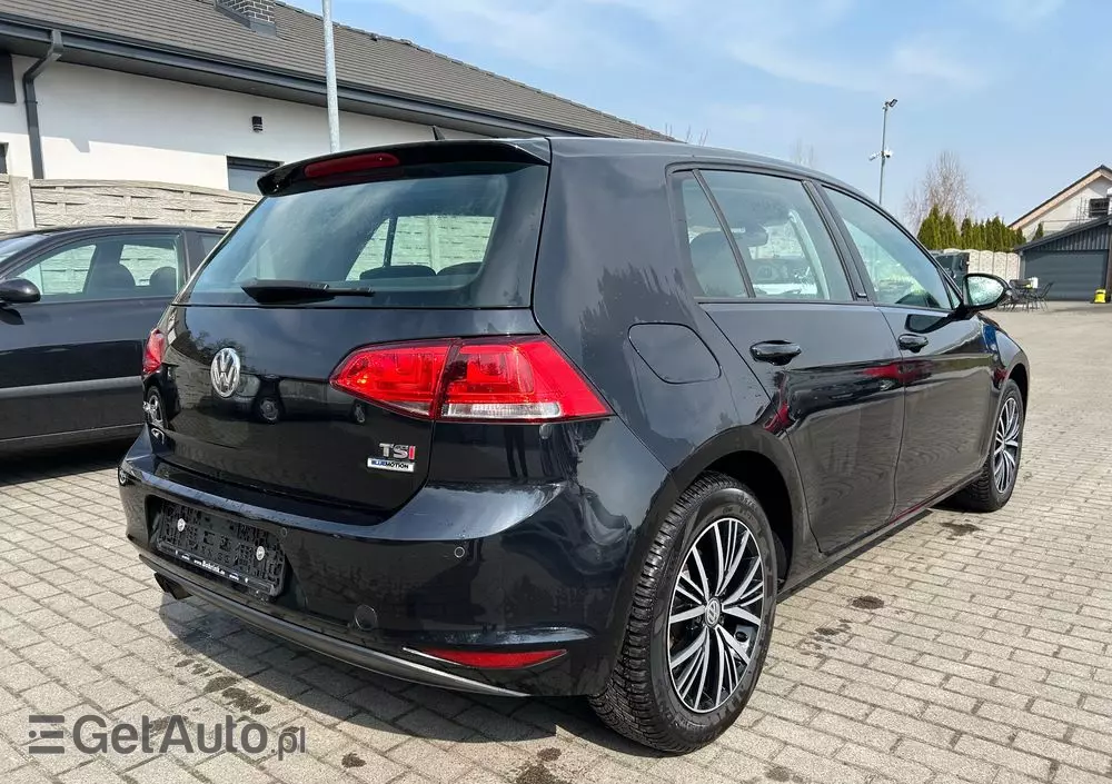 VOLKSWAGEN Golf 1.4 TSI BlueMotion Technology DSG Allstar