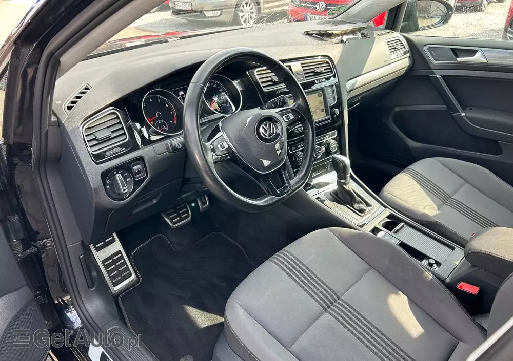 VOLKSWAGEN Golf 1.4 TSI BlueMotion Technology DSG Allstar