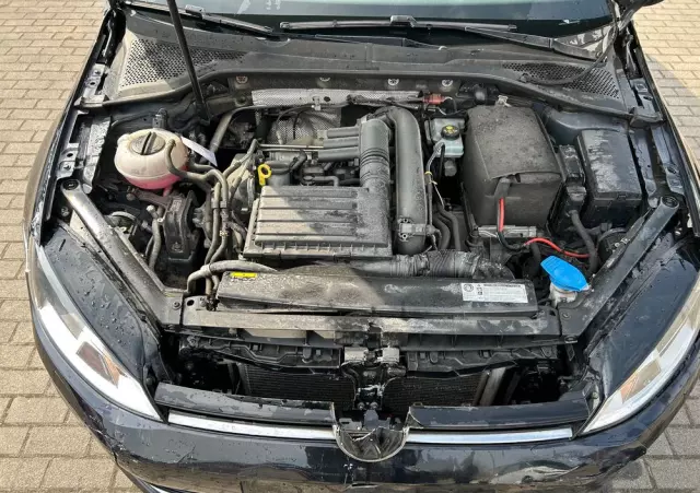 VOLKSWAGEN Golf 1.4 TSI BlueMotion Technology DSG Allstar