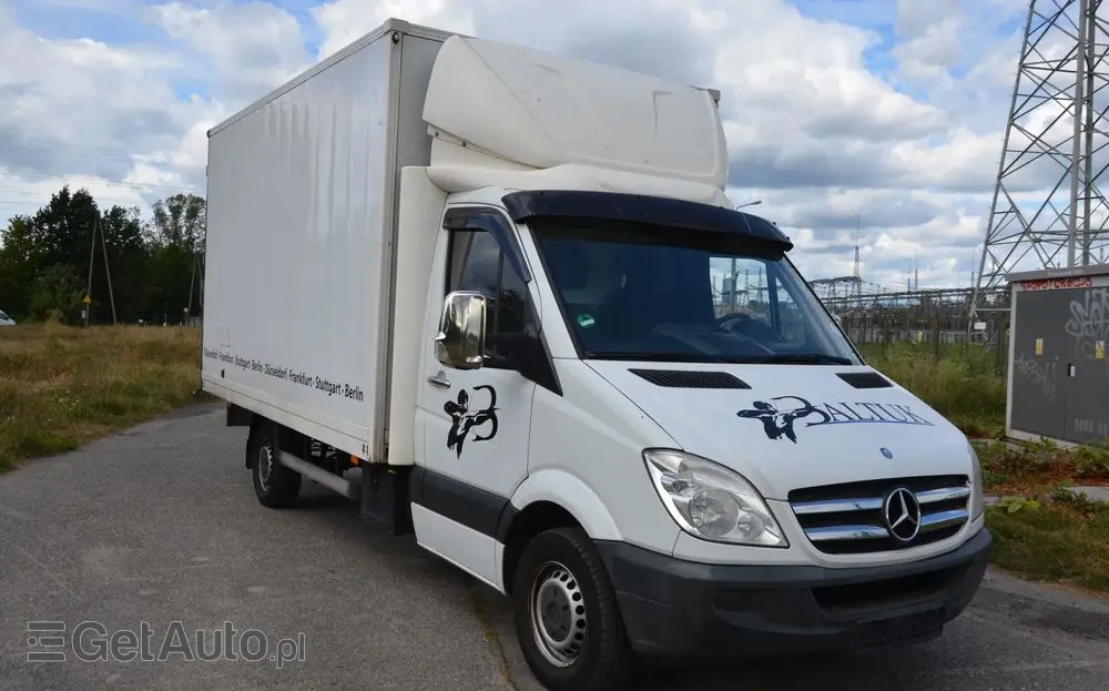 MERCEDES-BENZ SPRINTER KONTENER 8 EP 