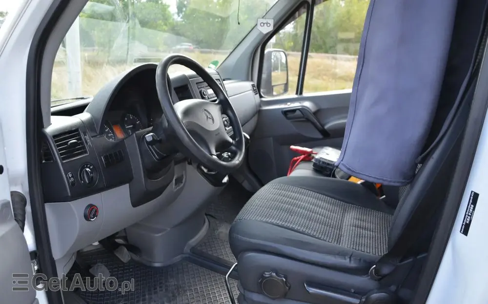 MERCEDES-BENZ SPRINTER KONTENER 8 EP 