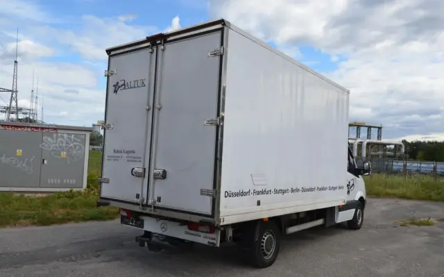 MERCEDES-BENZ SPRINTER KONTENER 8 EP 