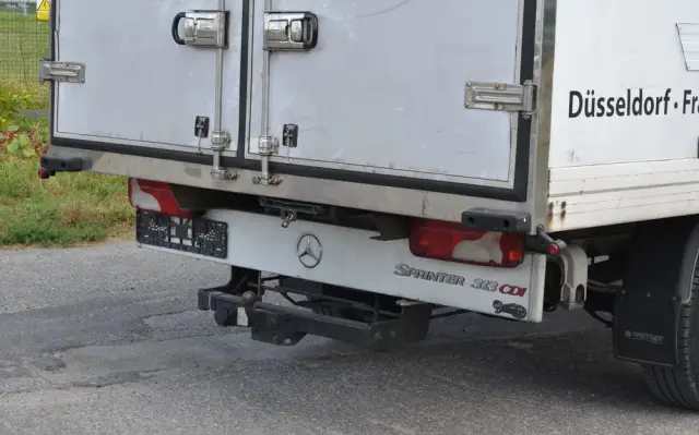 MERCEDES-BENZ SPRINTER KONTENER 8 EP 