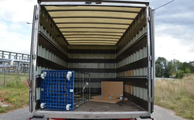 MERCEDES-BENZ SPRINTER KONTENER 8 EP 