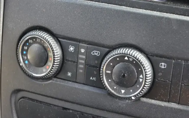 MERCEDES-BENZ SPRINTER KONTENER 8 EP 