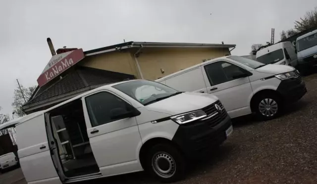 VOLKSWAGEN TRANSPORTER 