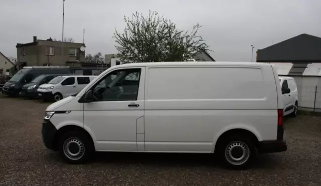 VOLKSWAGEN TRANSPORTER 