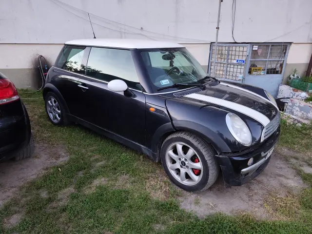 MINI One 