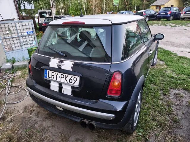 MINI One 