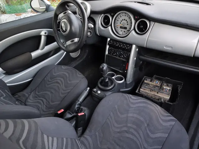 MINI One 