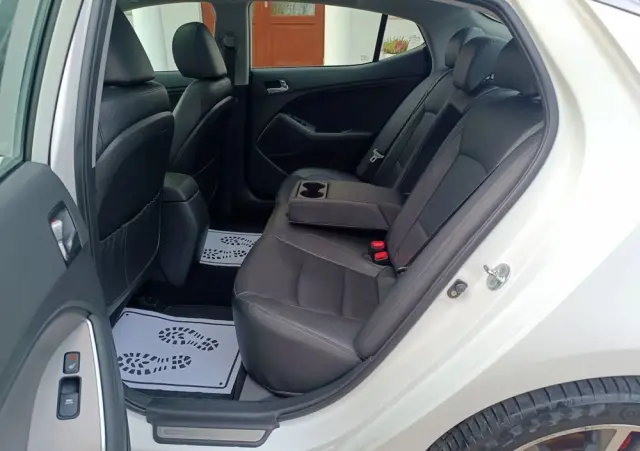 KIA Optima 1.7 CRDI Edition 7