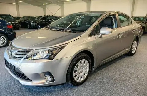 TOYOTA Avensis 