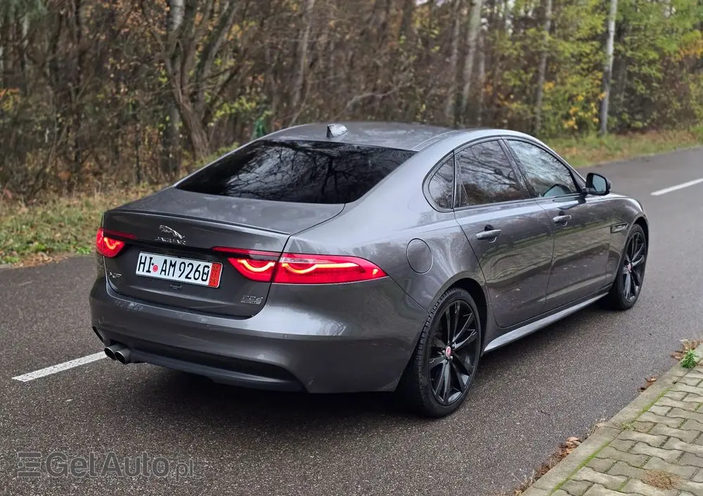 JAGUAR XF 2.0 i4D AWD R-Sport